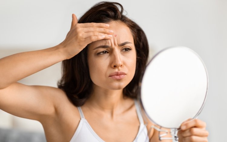 Những thực phẩm bạn nên ăn uống khi cảm thấy nóng trong người?
