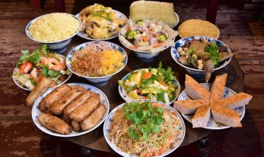 Cỗ Bát Tràng vừa thành Di sản văn hóa phi vật thể Quốc gia có gì hấp dẫn?