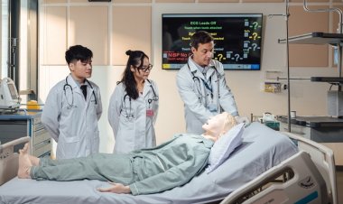 Tỷ phú Phạm Nhật Vượng bỏ 1.300 tỷ đồng để chiêu mộ bác sĩ nội trú: Bao trọn học phí hơn 900 triệu đồng/năm, còn phát thêm 10 triệu/tháng