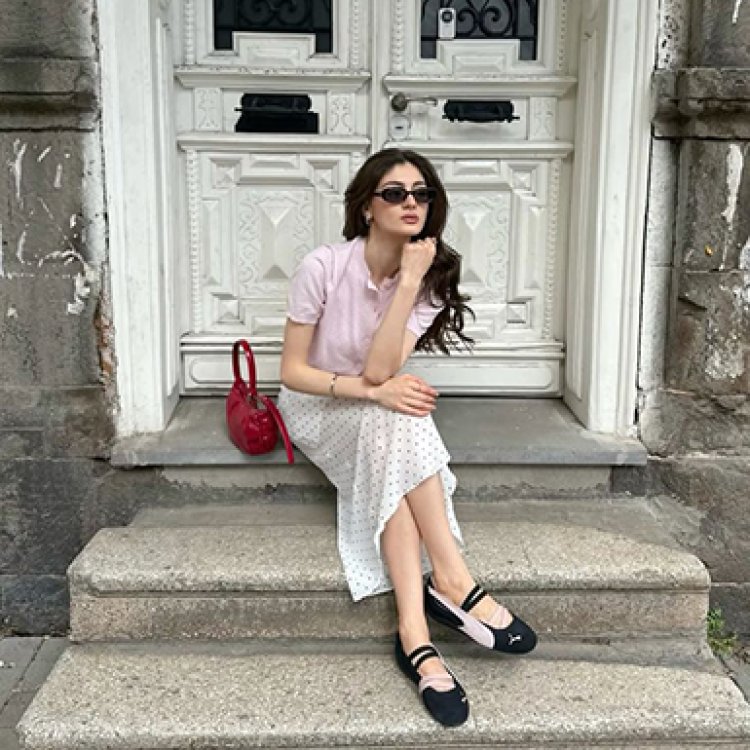 #ĐẹpStyleGuide – Xu hướng giày ballet trainer: Màn kết đôi giữa giày múa ballet và giày chạy bộ