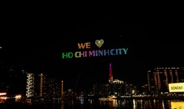 TPHCM trình diễn drone và 3D Mapping kỷ niệm 50 năm thống nhất đất nước: Chi tiết thời gian và địa điểm