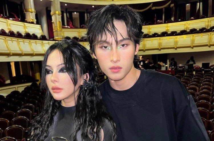 Sốc: 1 Hot girl đình đám tung ảnh thân mật với Wren Evans, công khai chuyện bị "cắm sừng"