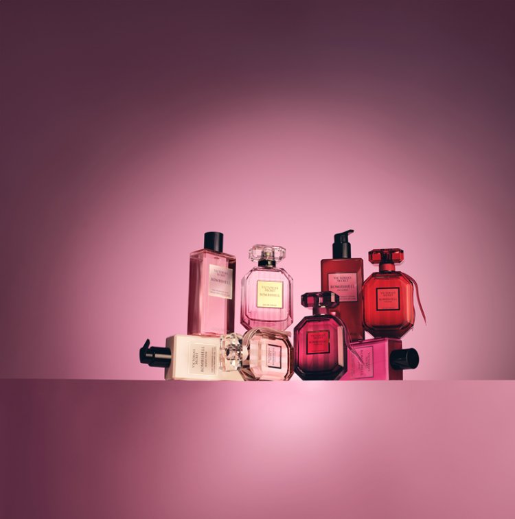 Victoria’s Secret Bombshell: 15 năm gợi cảm hóa một tuyên ngôn sống