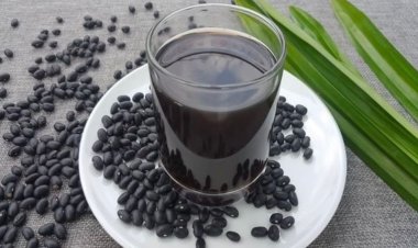 Thử thách uống nước đậu đen rang 15 ngày: Da tôi bật tông bất ngờ, giảm cân hiệu quả nhưng có 5 điều ai cũng nên biết trước khi làm theo