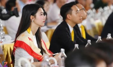 Á hậu Phương Nhi khoe visual phu nhân hào môn, vắng bóng cả năm vẫn "lia cam" chuẩn cỡ này!