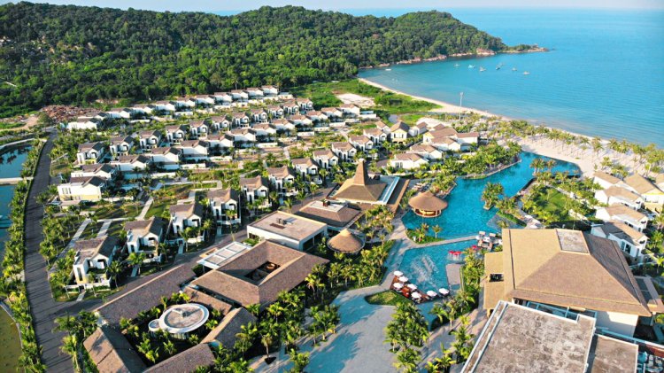 Mới đây, Việt Nam có duy nhất 1 khu nghỉ lọt top “hàng đầu châu Á”: Nằm trên bãi biển đẹp nhất thế giới