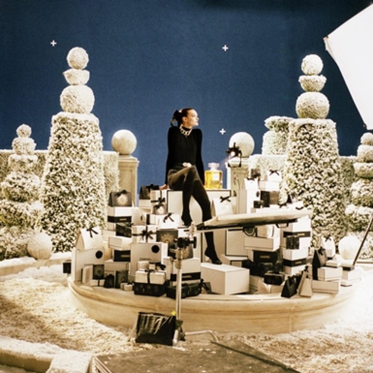 #DEPHOLIDAY – CHANEL Holiday 2025: Những biểu tượng phép màu mùa lễ hội