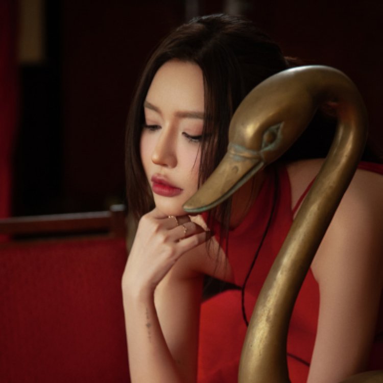 Bích Thương gửi lời “Thương” đến người hâm mộ sau Em Xinh Say Hi