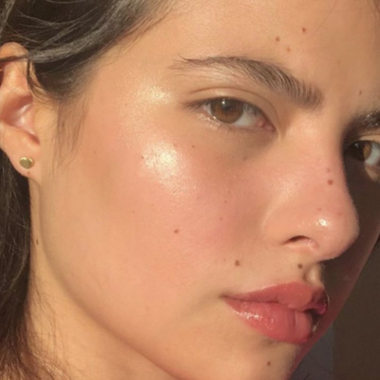 Làn da căng bóng, mượt ẩm khi bạn hiểu trọn vẹn về Hyaluronic Acid